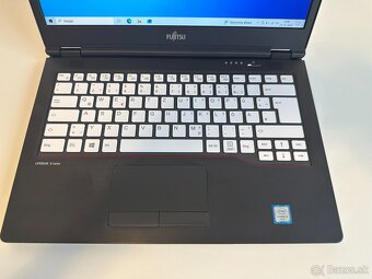 Fujitsu LifeBook U747 / i5 / 8GB DDR4 / 512GB SSD / Win10 - 2