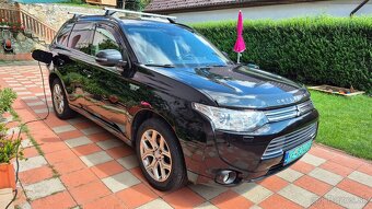 Mitsubishi Outlander PHEV 2013 Plug-in hybrid 50km EV dojazd - 2