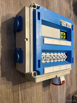 Elektricky rozvadzac - 2