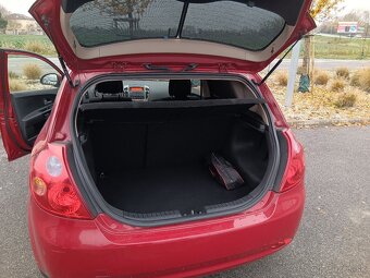 Predam Kia ceed 1,4 benzin 77kw rv.2008 - 2