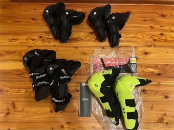 Polisport-kĺbové chrániče - 2