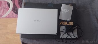 2x Asus VivoBook 15,6" Full HD - 2