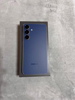 Samsung Galaxy S25 FE - 2