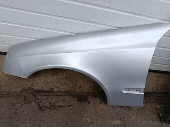 Mercedes E W211 blatníky - 2