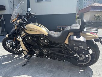 Harley Night Rod special - 2