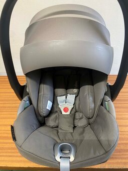 Polohovateľná autosedačka Cybex Cloud T i-Size - 2