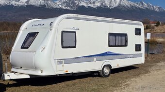 Obytny prives Hobby 540 KMFE - solarny panel, mover - 2