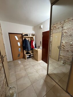 Na predaj 3izbový byt 59m2+loggia,pivnica- Topoľčany - 2