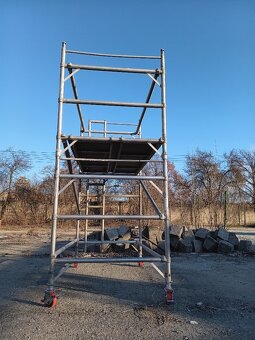 Na predaj pojazdné hliníkové lešenie Euro tower - 2