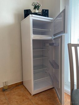 Prenájom 1 –izbový byt s 2 balkónmi - 2