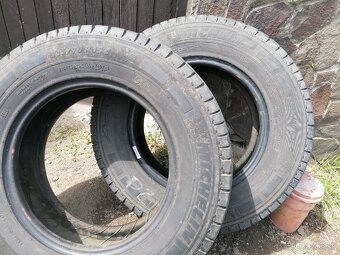 Predám C 215/70 r15 pneu - 2