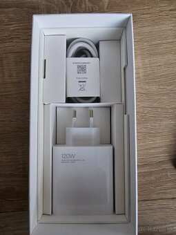 11T PRO 8/256 - 2