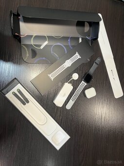  Apple Watch 7 45mm Stainless Steel - GPS + Cellular - 2