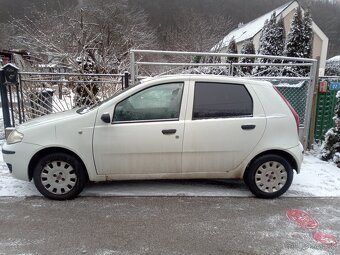 FIAT Punto 1,2 benzín 44 kW - 2