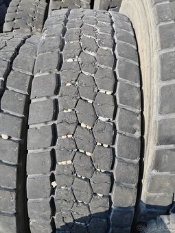 315/80 R22,5 BRIDGESTONE DURAVIS 002 - 2