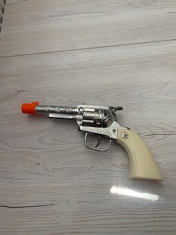 Detský hračkársky revolver - 2