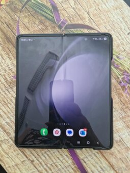 Samsung Zfold 5 - 2