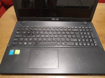 Predám Asus X552MJ-SX005H - na renováciu/náhradné diely - 2
