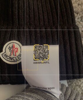 Predám nové čiapky Moncler čierne - 2