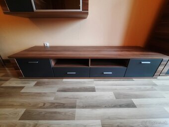 Obývacia stena z Decodomu - 2