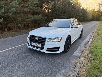 Audi S8 MTM 700ps - 2