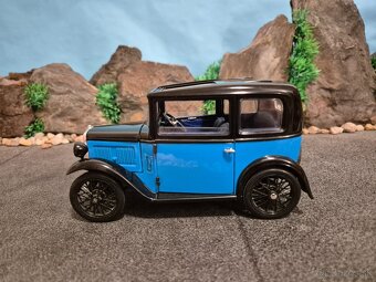 Prodám model 1:18 Austin 7 DeLuxe saloon 1932 - 2