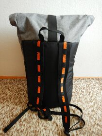 Predám batoh Puma Sole, 21l, nový - 2