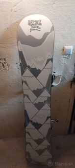 SET Snowboard + topánky - 2