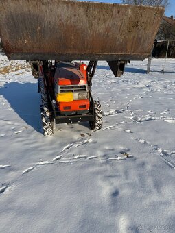 Predam Kubota gl 23s celnym nakladacom - 2