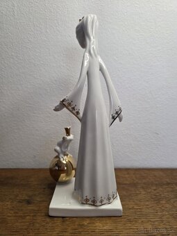 Porcelánová soška Aquincum Budapest - 2