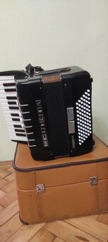 Predaj 60 - basového akordeónu - 2