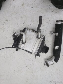 Intercooler Mercedes CDI 200d 119CDI diesel - 2