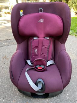 Britax Römer - Trifix 2 i-size - 2