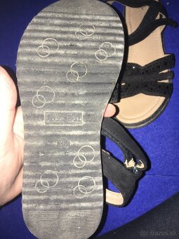 Sandálky veľkosť 34 - 2
