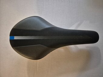 Spredám sedlo na bicykel CUBE - 2