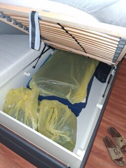 Manželská posteľ - 2