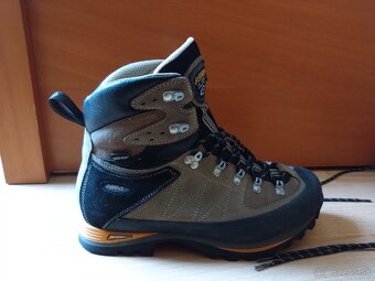 ASOLO KHUMBU GV UK 8 - 2