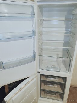 Predám chladničku Electrolux 185cm - 2