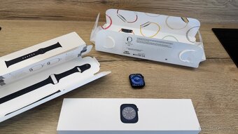 Apple Watch Series 8 GPS 45mm Midnight Aluminium - 2