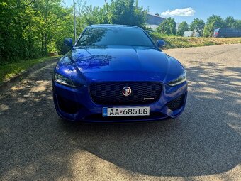 Ponúkam Jaguar XE--R 2 ,0 D  4x4 - 2