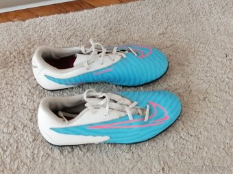Predám kopačky nike phantom vel. 38,5 - 2