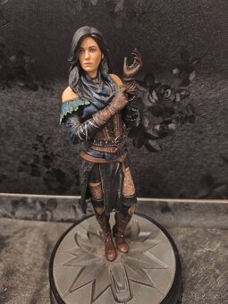 Predám figurku jennefer netflix witcher - 2