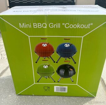 Nový zabalený mini bbq grill cookout 0604055 cerveny - 2