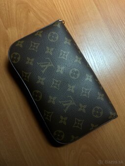 Louis Vuitton purse - 2