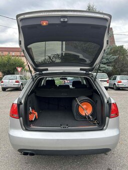 AUDI A4 B7 - 2