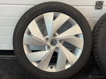 VW GOLF VIII 8 5x112 R17 ET46 ALU Zimne golf 8 205 50 r17 - 2