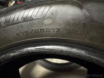 Goodyear Vector 4Seasons Gen-3 215/60 R17 100V - 2