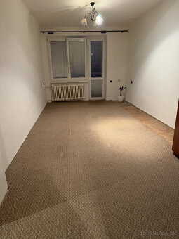 Na prenájom 2-izbový byt v Humennom. - 2