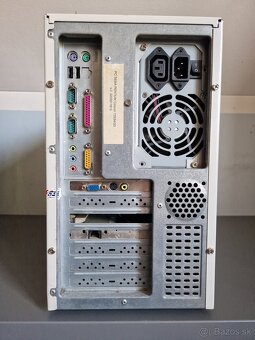 Historický Počítač - 2