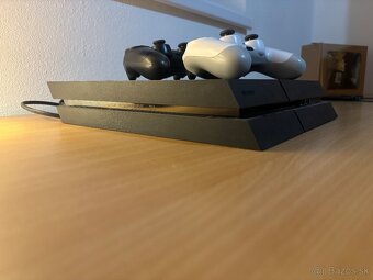 Playstation 4 pro - 2